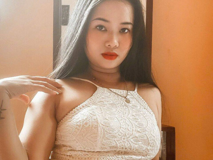 Ảnh 11 của Chồng địt phê quá vợ cầm luôn điện thoại để quay