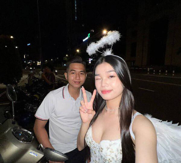Ảnh 4 của Clip sex Em teen xinh và bạn trai, em bú cái nét dâm quá – Phần 2